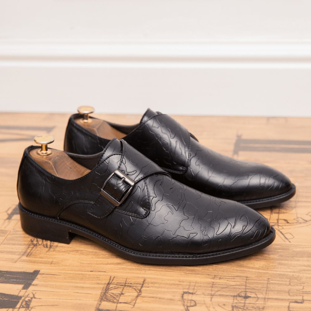 Herrenmode Britischen Stil Geprägte Metallschnalle Business Casual Formelle Schuhe