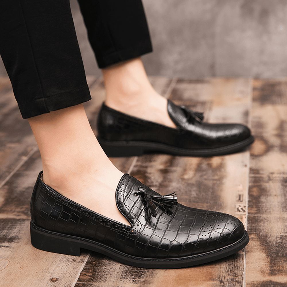 Männer Brogue Quaste Dekor Mikrofaser Leder Slip-On Party Formelle Schuhe