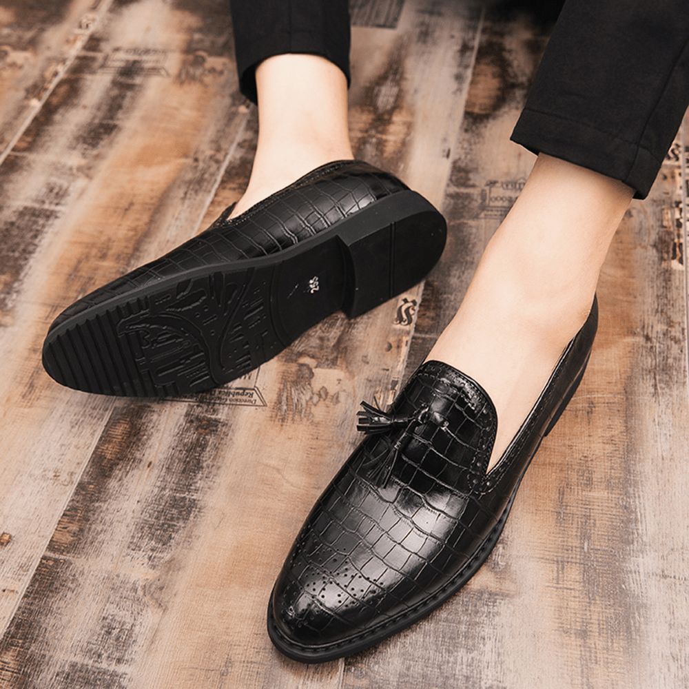 Männer Brogue Quaste Dekor Mikrofaser Leder Slip-On Party Formelle Schuhe