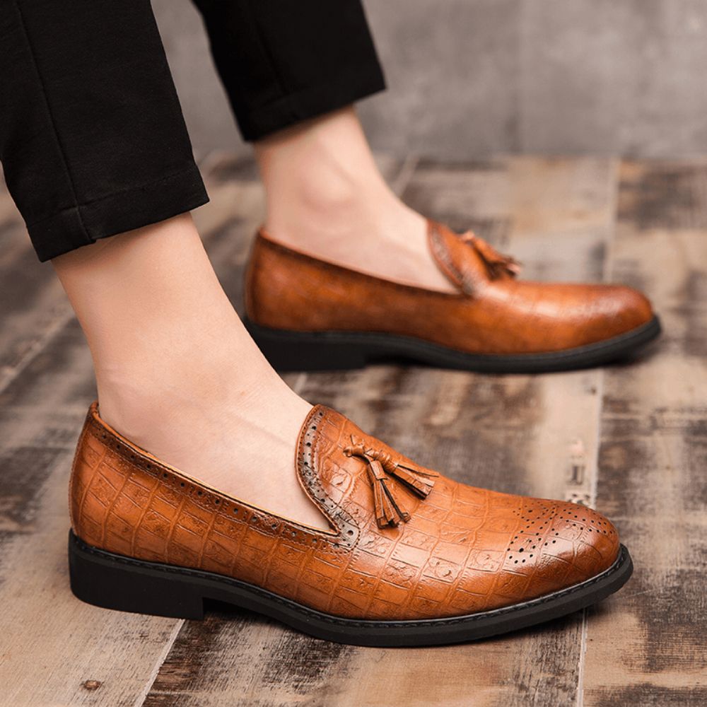 Männer Brogue Quaste Dekor Mikrofaser Leder Slip-On Party Formelle Schuhe