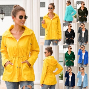 Regenjacke Mit Kapuze Und Taille Für Outdoor-Wanderungen