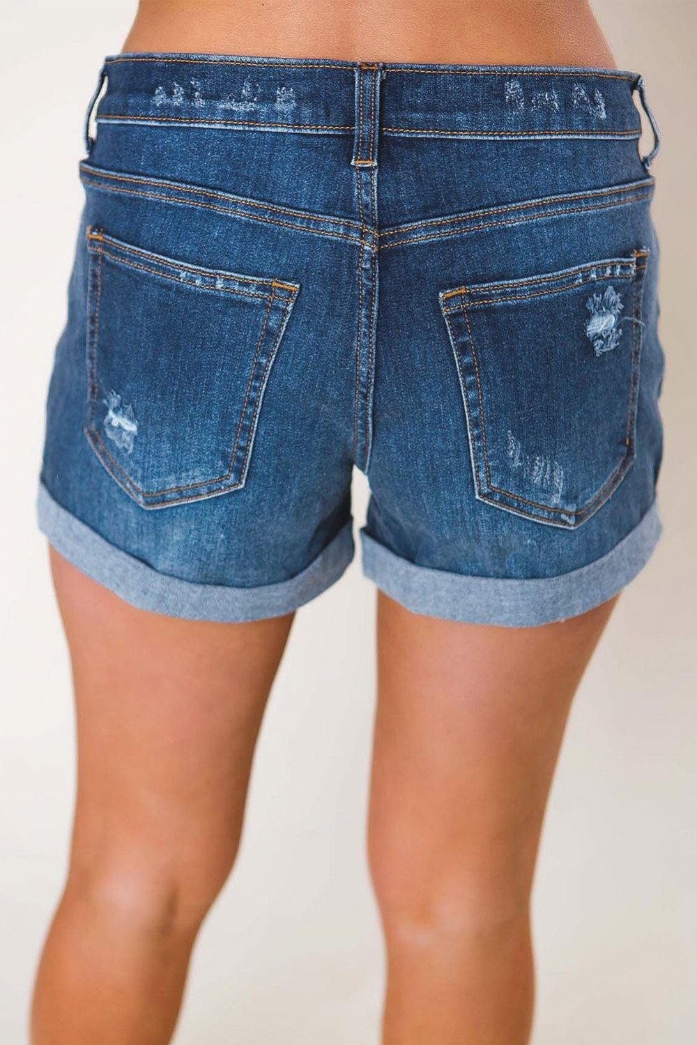 Gefaltete Denim-Shorts In Mittlerer Waschung