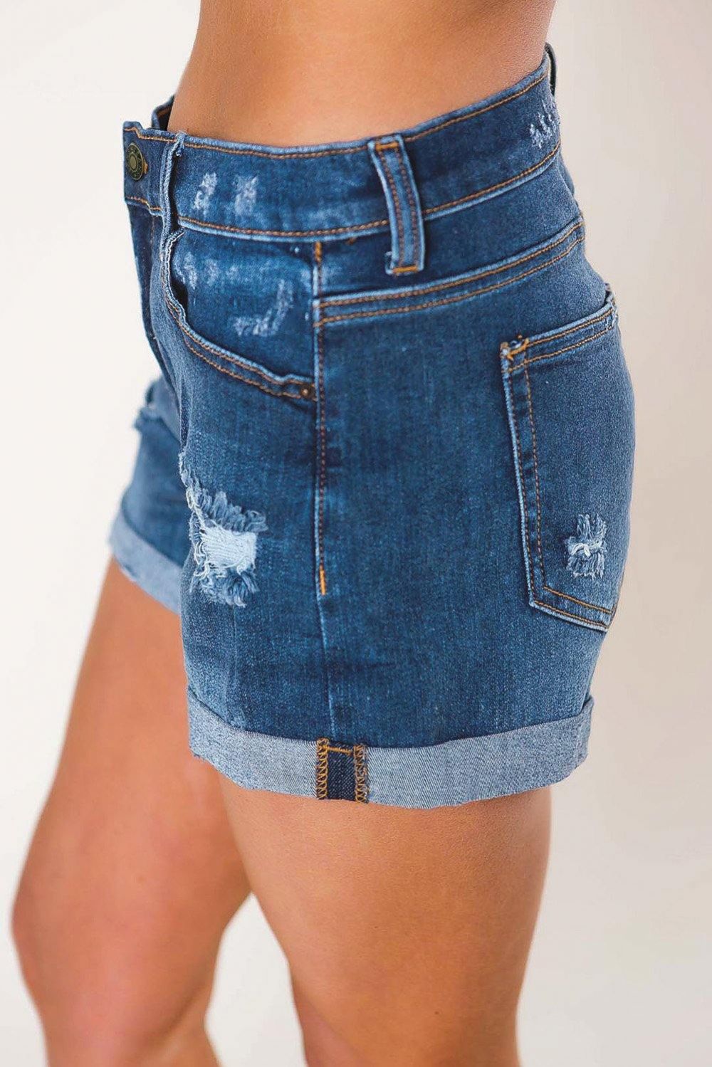 Gefaltete Denim-Shorts In Mittlerer Waschung