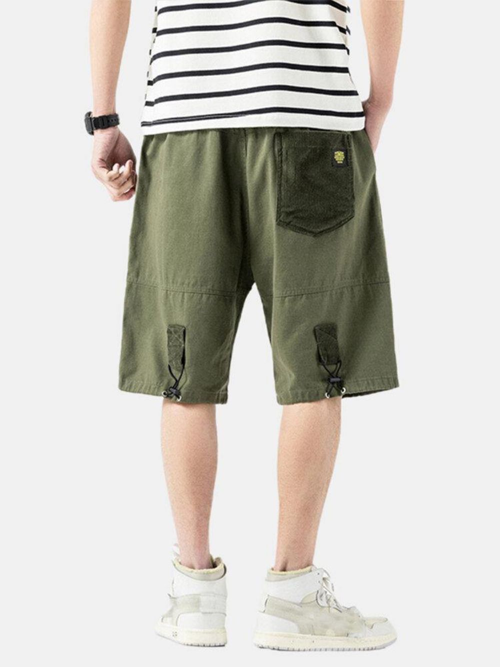 Einfarbige Herren-Shorts Mit Kordelzug Und Mehreren Taschen Aus Baumwolle