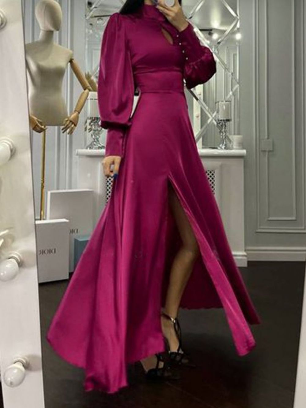 Elegantes Partykleid Aus Satin Mit Stehkragen