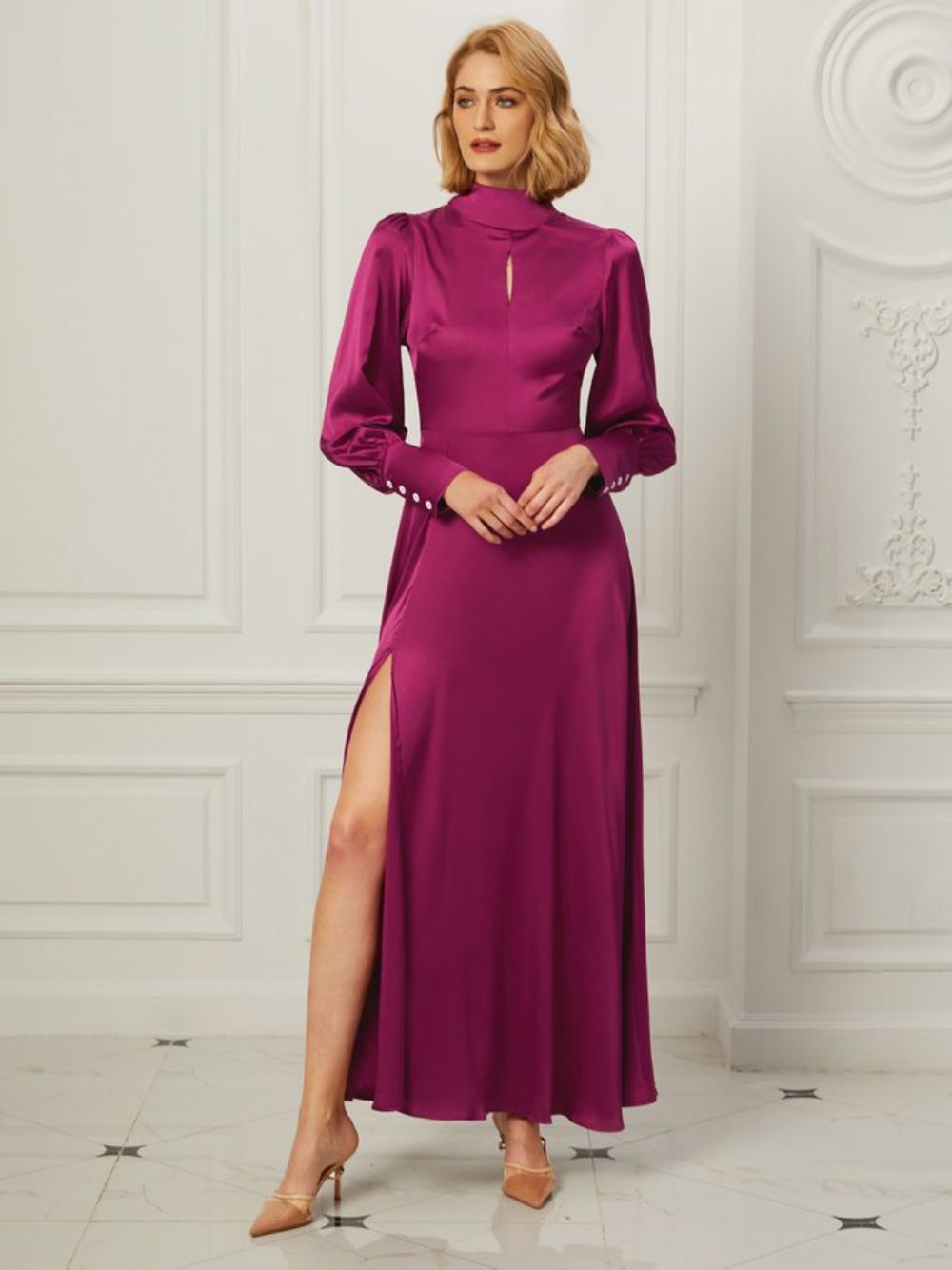 Elegantes Partykleid Aus Satin Mit Stehkragen