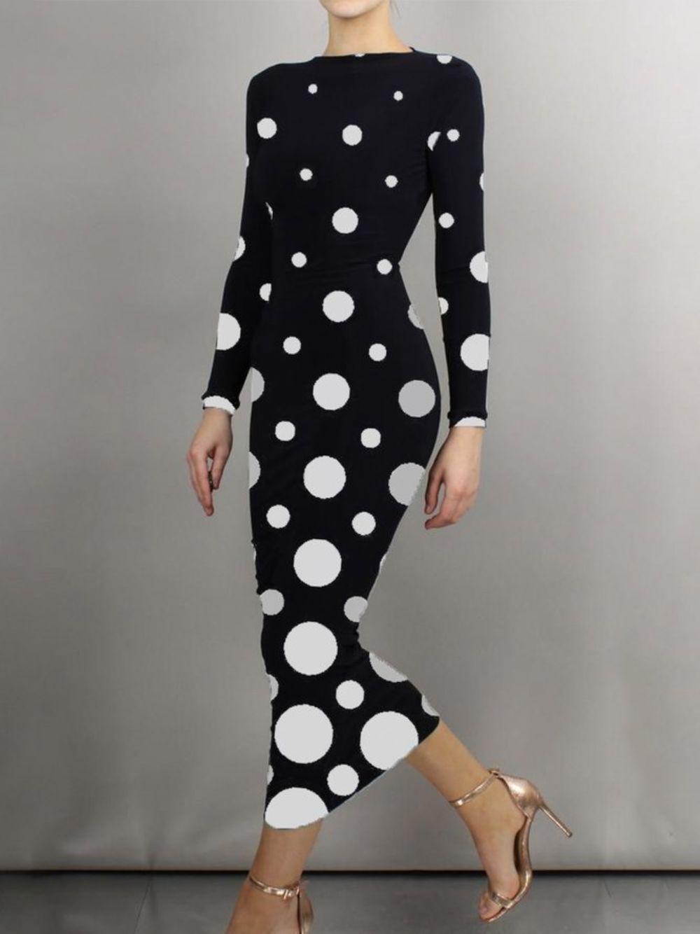 Enges Elegantes Langärmliges Maxikleid Mit Polka Dots