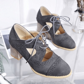 Brogue Geschnitzte Schuhe Mit Klobigem Absatz