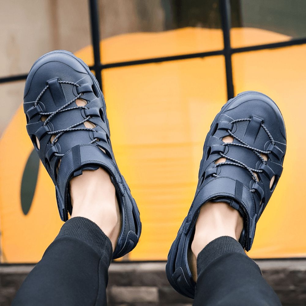 Männer Aushöhlen Atmungsaktive Rutschfeste Weiche Unterseite Outdoor Casual Strandsandalen