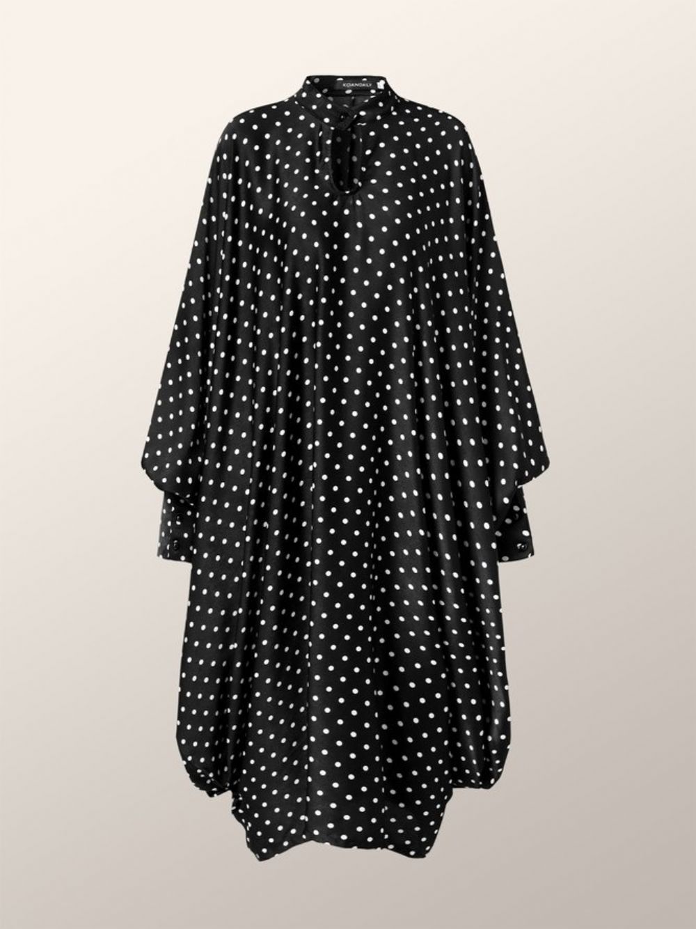 Elegantes Polka Dots Kleid Mit Stehkragen