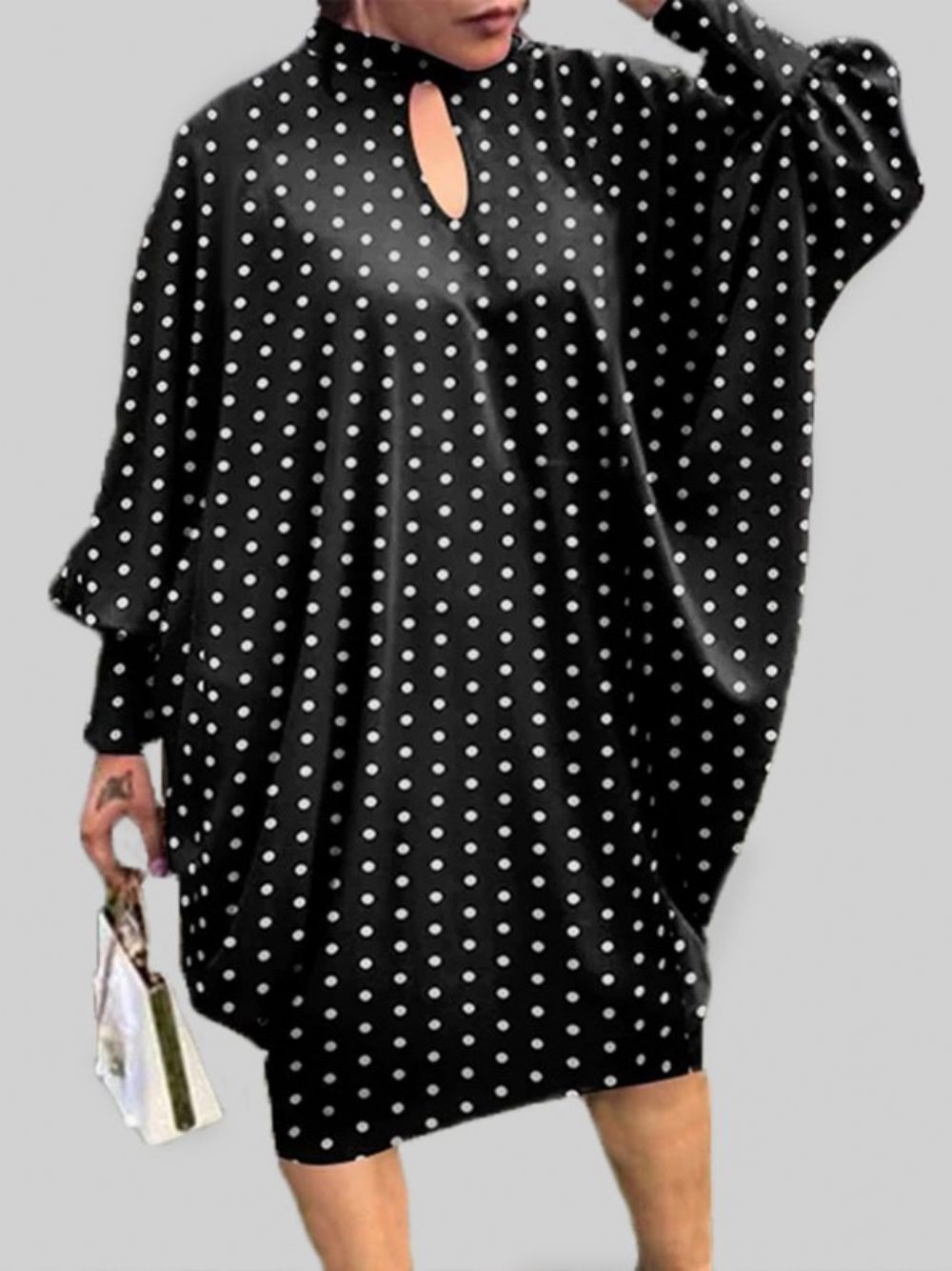 Elegantes Polka Dots Kleid Mit Stehkragen